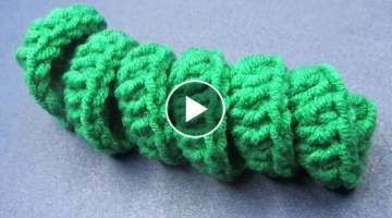 Crochet: How to Crochet a curlicue (a hair spiral). 