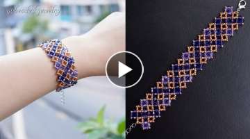 DIY sapphire bracelet with swarovski bicone beads and seed beads. Beading tutorial