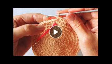 How to Crochet in the Round. Free crochet pattern.