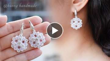 DIY christmas snowflake beaded earrings. Beading tutorial